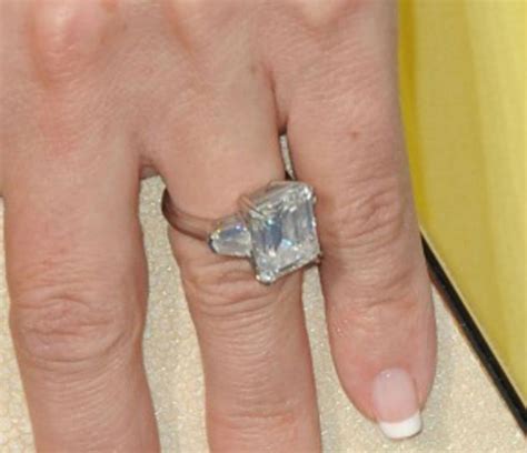 Celebrity Engagement Ring Pictures Kate Hudson Engagement Ring Matthew