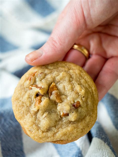 Chewy Butter Pecan Cookies - 12 Tomatoes