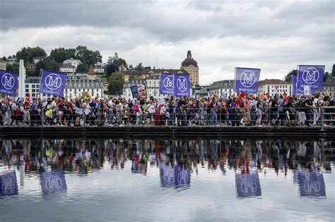 5000 Menschen Demonstrieren In Luzern Gegen Corona Massnahmen Gmxch