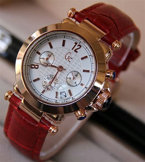 Cocok dipakai untuk fashion maupun gaya. Jual Jam Tangan Wanita Guess Chrono Aktif - TedzWatchShop ...