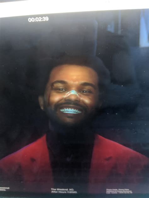 That damn smile! : r/TheWeeknd