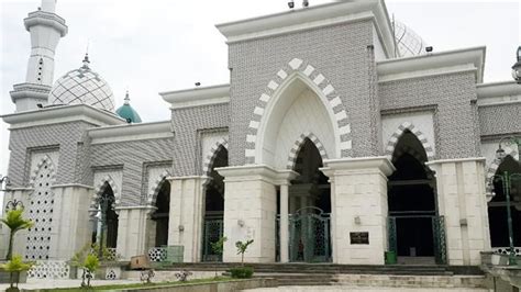 Masjid Raya Makassar Destinasi Wisata Religi Di Sulawesi Selatan