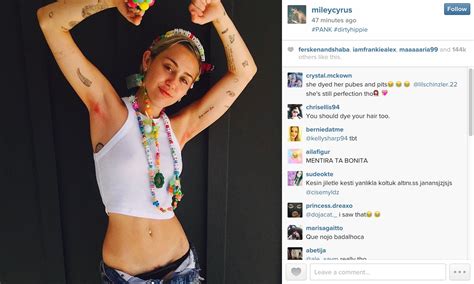 Its Friday And Miley Cyrus Dyed Her Armpit Hair Pink Miley Cyrus