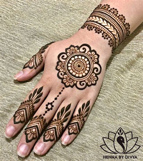 22 Easy Henna Designs For Beginners For Your Hands And Feet