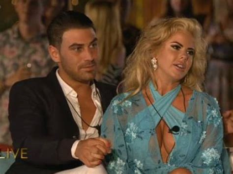 Love island's hannah elizabeth definitely wasn't upstaged when she turned 26 over the weekend. So This Is What Love Island's Hannah Elizabeth Is Doing ...