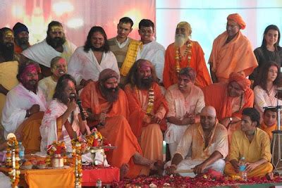Vivek Barun Holi With Guruji Sri Sri Ravi Shankar And Other Saints