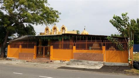 Sri mahamariamman temple is situated in jalan bandar or high street on the edge of chinatown in kuala lumpur in malaysia. Kuil Sri Maha Mariamman Alayam Jalan Bukit Kuda Klang ...