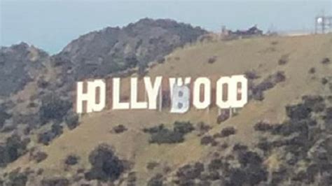 Six People Arrested For Altering Hollywood Sign To Read ‘hollyboob