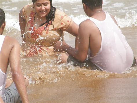Bbw Indian With Big Boobs At River Ganga Pics Xhamster