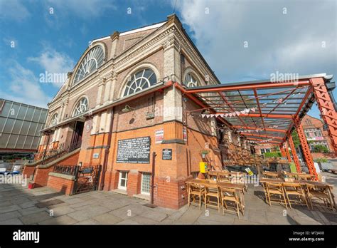 Altrincham Cheshire Market House Hi Res Stock Photography And Images
