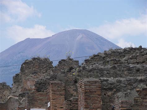 Filemount Vesuvius From Pompeii