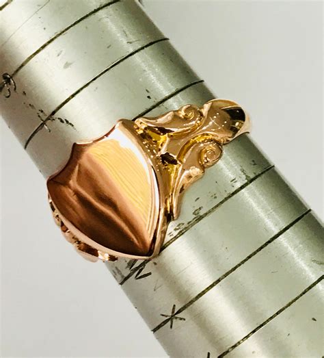 Superb Antique 9ct Rose Gold Mens Shield Signet Ring Hallmarked