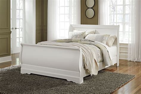 Our ashley furniture bedroom sets are packed with style, value and variety for trendy bedroom seekers. Ashley Anarasia White Queen Sleigh Bed | Queen sleigh bed ...