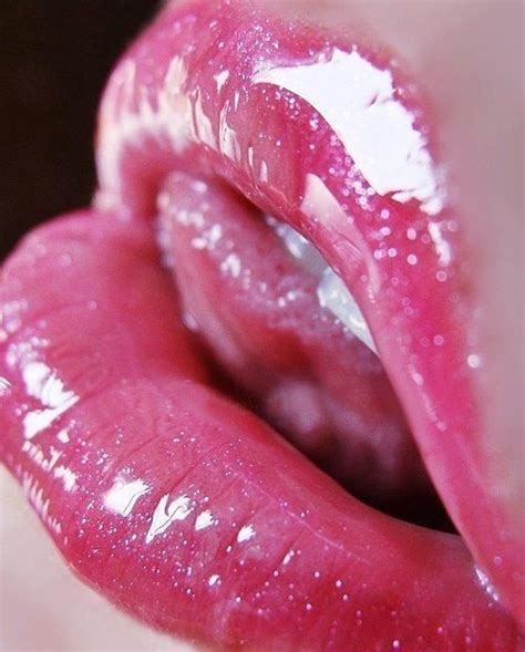 Girls Lip Gloss Long Tongue Girl Tongues Female Lips Beauty Hacks