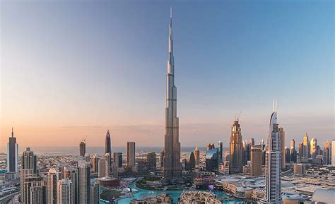 Prédio Mais Alto Do Mundo Burj Khalifa é Quase 5x Mais Alto Que O De Sp