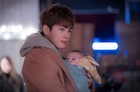 The production has released a statement explaining that kim jung hyun has been dealing with an eating disorder and sleep disorder during filming and his doctor has mandated rest at this time so he can no longer film the drama. Kim Jung Hyun Yakında Yayınlanacak Gençlik Dramasının ...