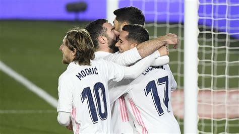 All real madrid team players and coaches list: El Real Madrid también es líder en redes sociales