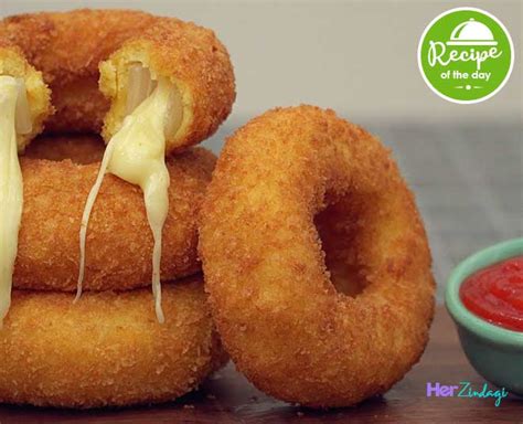 Try This Easy Recipe Of Cheese Stuffed Onion Rings That Everyone Will
