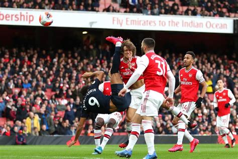 Arsenal won 30 direct matches.everton won 9 matches.9 matches ended in a draw.on average in direct matches both teams scored a 3.02 goals per match. Everton vs Arsenal Preview, Tips and Odds - Sportingpedia ...