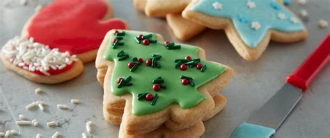 My recipe for sugar cookies promises flavorful cookies with soft centers and crisp edges. Easy Christmas Sugar Cookie Cutouts recipe from Betty Crocker