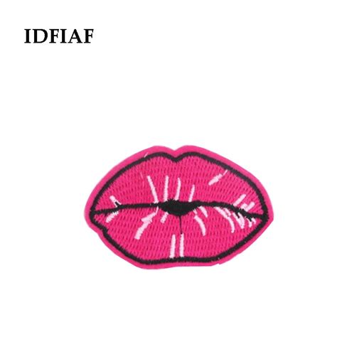 Idfiaf 10pcs New Arrival Red Lip Rose Red Mouth Patch Embroidered Iron