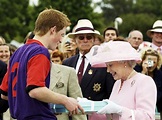 Principe Harry e Regina Elisabetta: le foto più belle di nonna e nipote ...