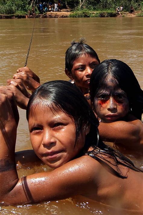 Índios brasileiros têm genes próximos aos dos aborígenes australianos Indios brasileiros