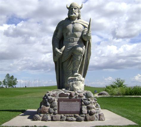 Gimli Viking Statue Province Manitoba Canada Vikings Statue Statue