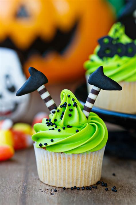 The best little cakes for your little ones. Halloween Cupcake Ideas