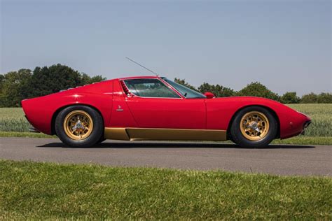 Rhd 1972 Lamborghini Miura Sv Going Up For Auction