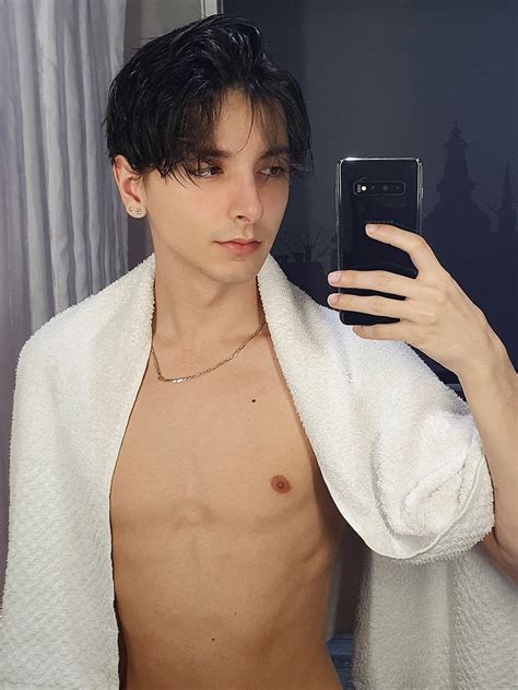 Frenchfrog On Twitter Wet French Twink