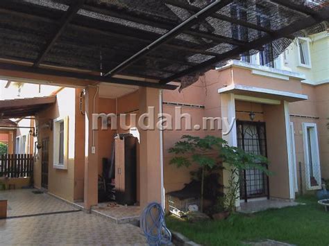Mencipta dan menghasilkan kemasan reka bentuk ruang hiasan dalaman untuk kegunaan seperti ruang rumah kediaman ruang bangunan awam ruang. Uitm Shah Alam Ke Setia City Mall - Bertanya g