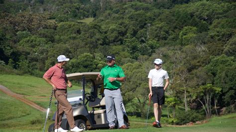 Adam Scott Broadcasts Round At The Maleny Golf Club To The World