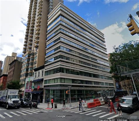 Upscale New Ues Condo Is Dangerous Moldy Poorly Built Residents Say