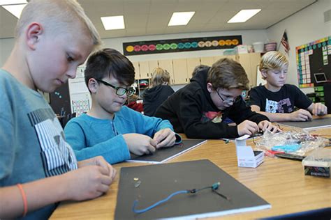 Lakeview Fifth Graders Create Circuit Cities Provo City School District