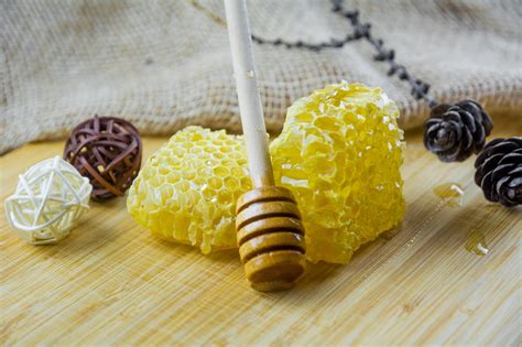 What Is Cbd Honey And The Benefits Of Cbd Raw Honey ⋆ Jupiter And Dann