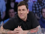 Chuck Hughes biography, birth date, birth place and pictures