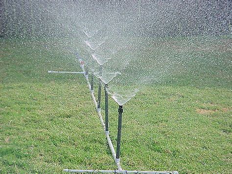 Homemade PVC Water Sprinkler Petani Kebun Dan Tanaman