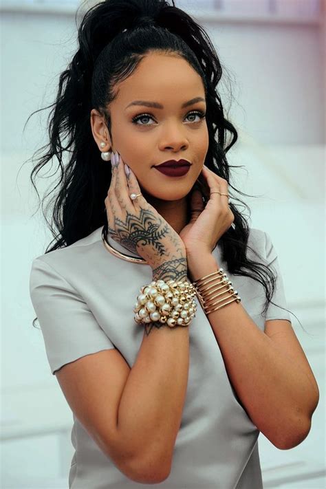 Rihanna Pictures Photos And Images For Facebook Tumblr Pinterest