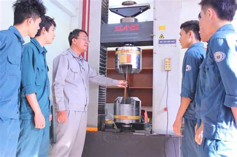 Tại đại học giao thông vận tải tp hcm , ngành logistics và quản lý chuỗi cung ứng lấy điểm chuẩn cao nhất 25,4; Trường Cao đẳng Giao thông Vận tải TP.HCM - KIEMTRUONG.VN