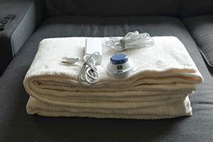According to the electric blanket institute, using an electric mattress pad on a bed costs two to three cents per night. Which Is Better? Electric Blanket vs Heated Mattress Pad ...