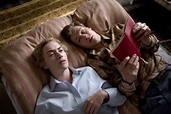 ‘The Reader’ movie review: Kate Winslet in decades-spanning Nazi drama ...