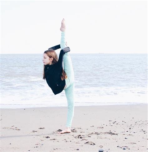 Wrong Leg Needle In My 90degreebyreflex Leggings 💙 Anna Mcnulty