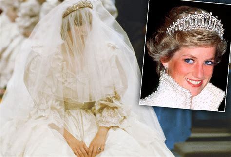 Princess Dianas Epic Wedding Dress
