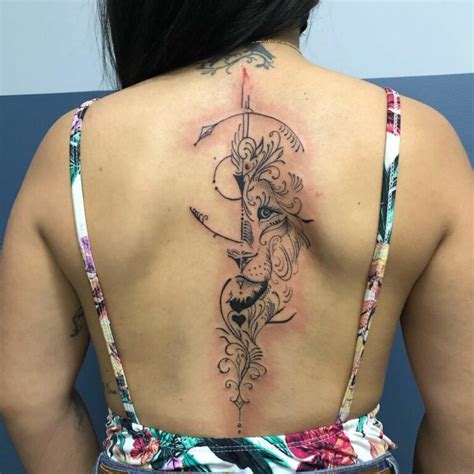 tatuagem feminina nas costas 40 fotos ideias de traços