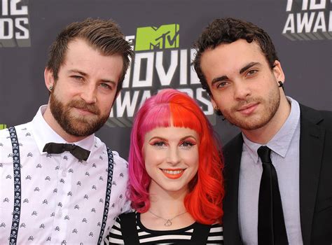 Paramores Hayley Williams And Taylor York Confirm They Are A Couple