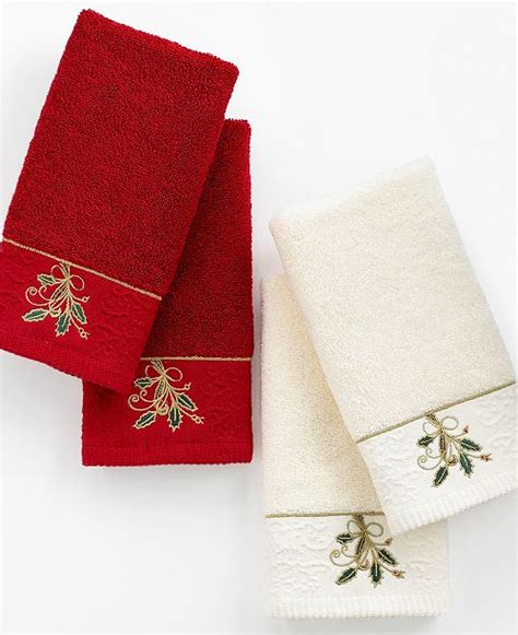 Lenox Closeout Bath Towels Ribbon And Holly Boxed Fingertip Towel Set