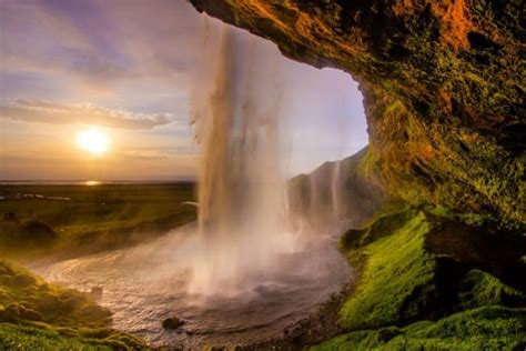Iceland One Of The Best Places To See The Midnight Sun Camping Iceland