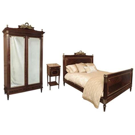 Louis Xiv Style Bedroom Furniture