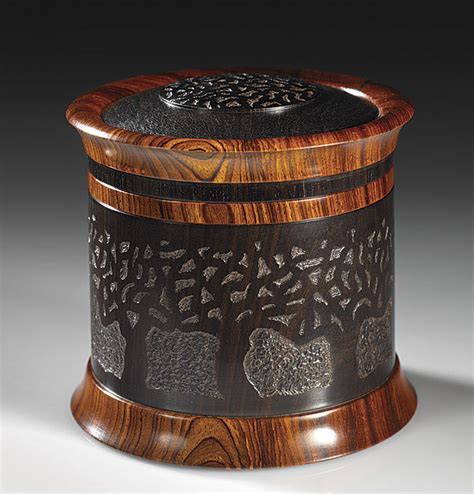 Boxes That Turn Heads Wood Turning Decorative Boxes Fine Woodworking